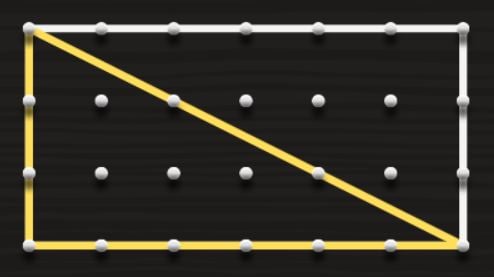 How to calculate the area of a right triangle?